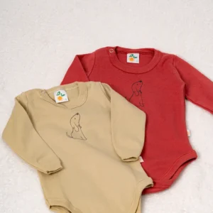 1415201Body con estampa central de perrito